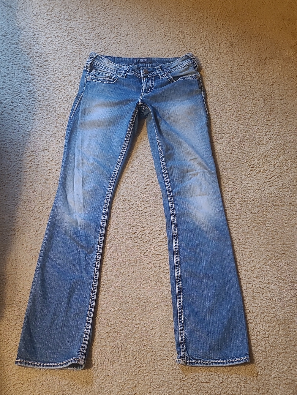 Silver Suki 17" Jeans, 28x35